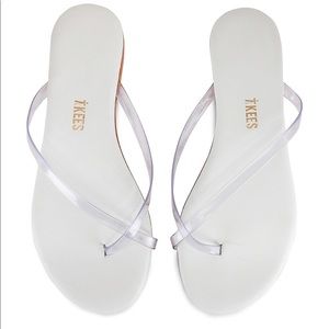 Brand new Tkees Riley sandal